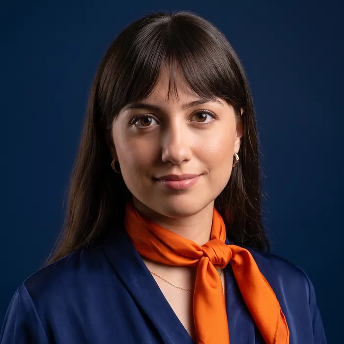 Julia Guz, Graphic Designer w zespole Agencji Wizerunku.